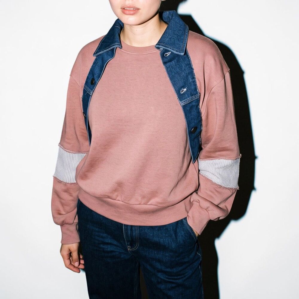 Sessun Jerez Clean Girl Color Block Sweatshirt with Denim Color and Trim